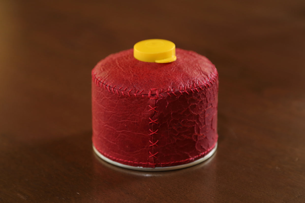 ガス缶カバー OD缶 250サイズ 鹿レザー ハンドメイド（レッド/赤