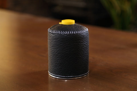 ガス缶カバー OD缶 500サイズ 鹿レザー ハンドメイド（ブラック/黒色）